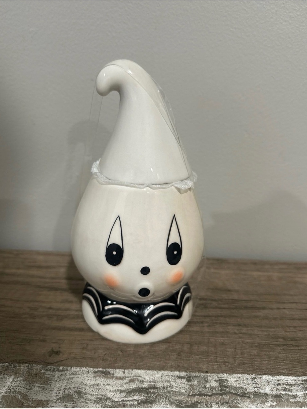 Johanna Parker Ghost Jar (small) Gus